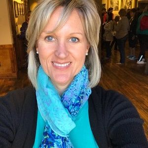 Meet your Posher, Kelly